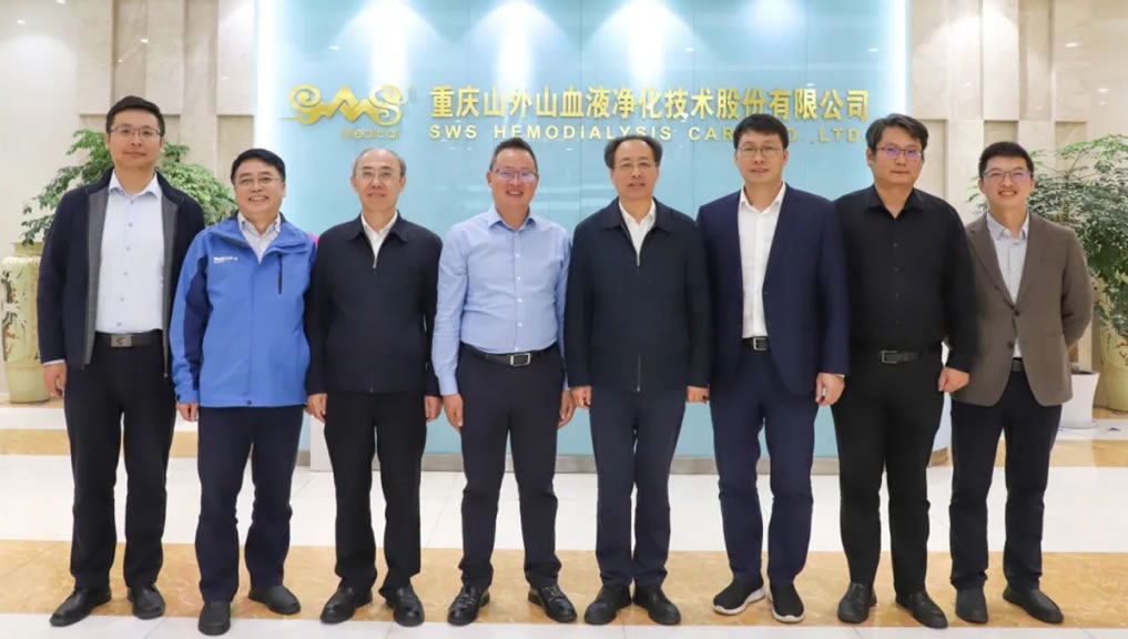 中国工程院院士、重庆大学校长王树新莅临尊龙公司调研